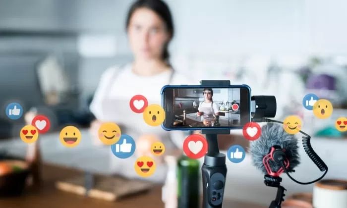 social media marketing for small business livestreaming